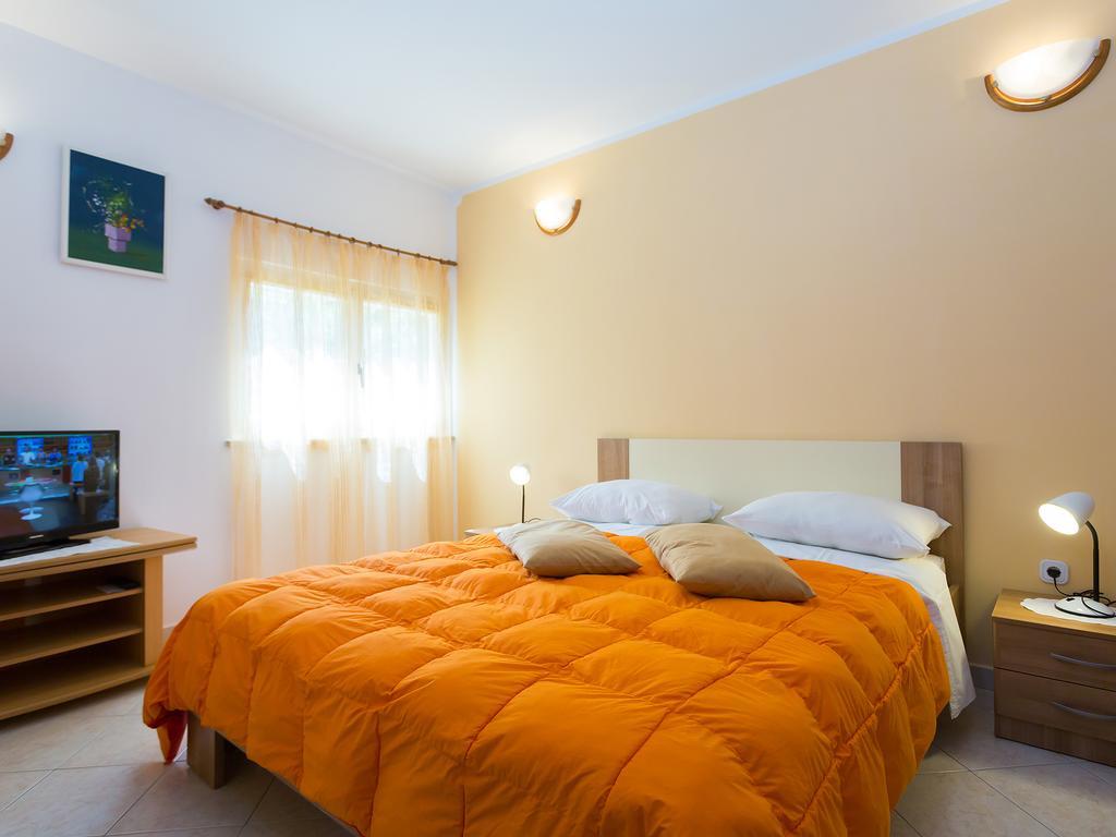 Apartments Graziella Poreč Eksteriør billede